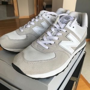 New Balance 574 Classic Athletic Shoe